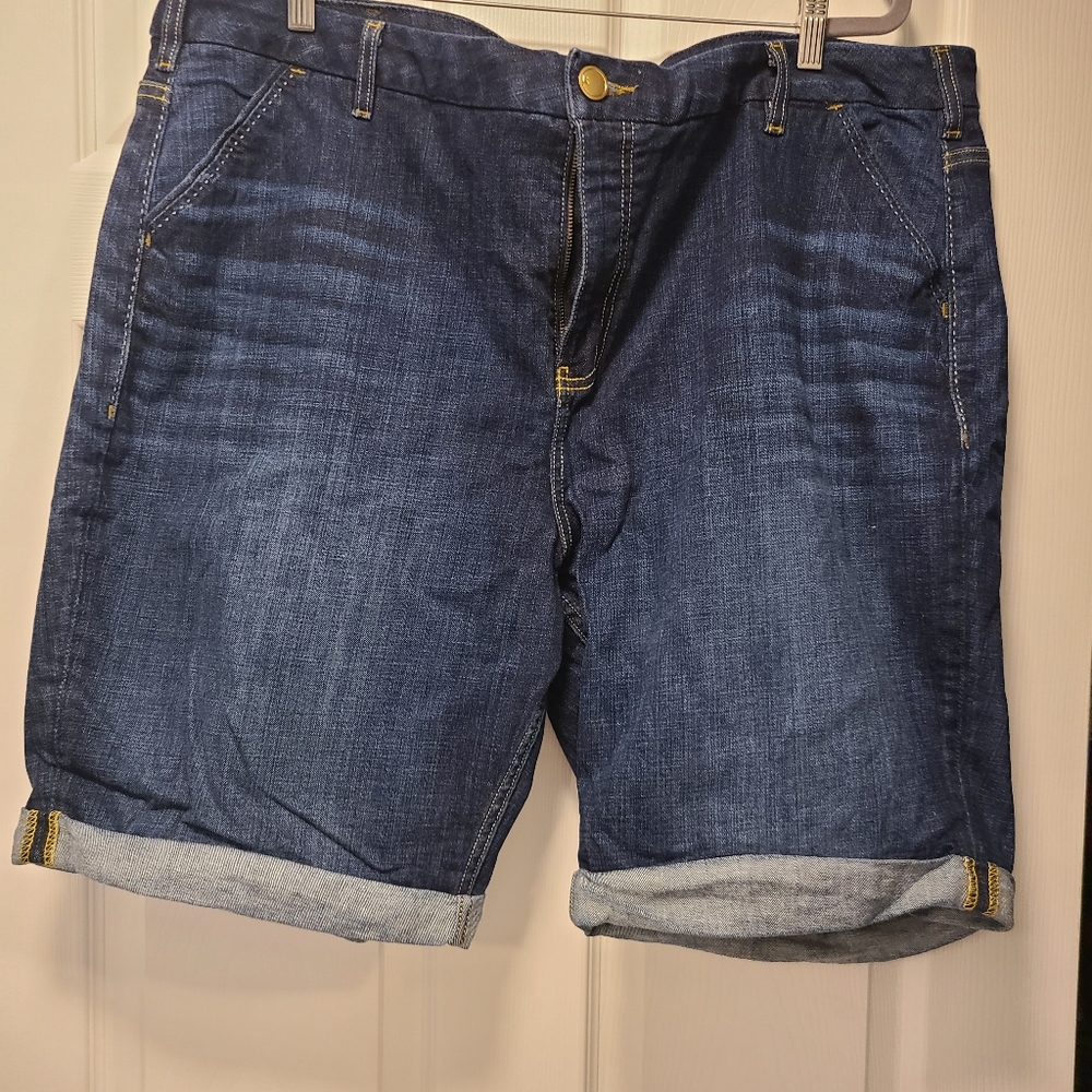 Lane Bryant Bermuda Shorts Size 26